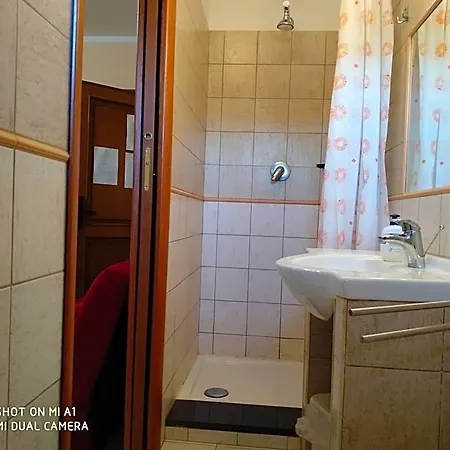 Bed and breakfast Bassu 3*