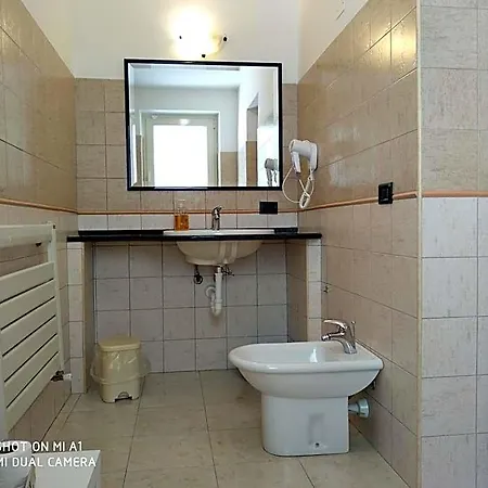 Bed and breakfast Bassu 3*